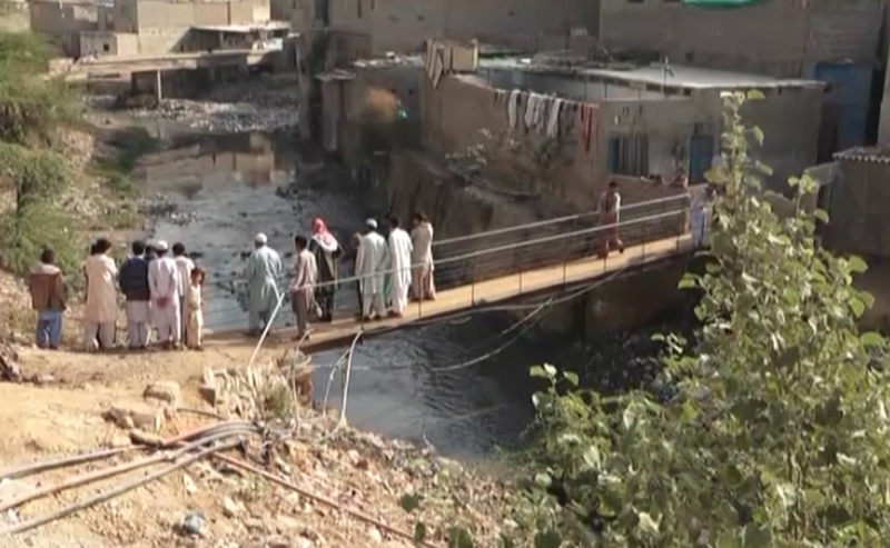 After two days of search efforts, girl’s body fished out of Karachi drain